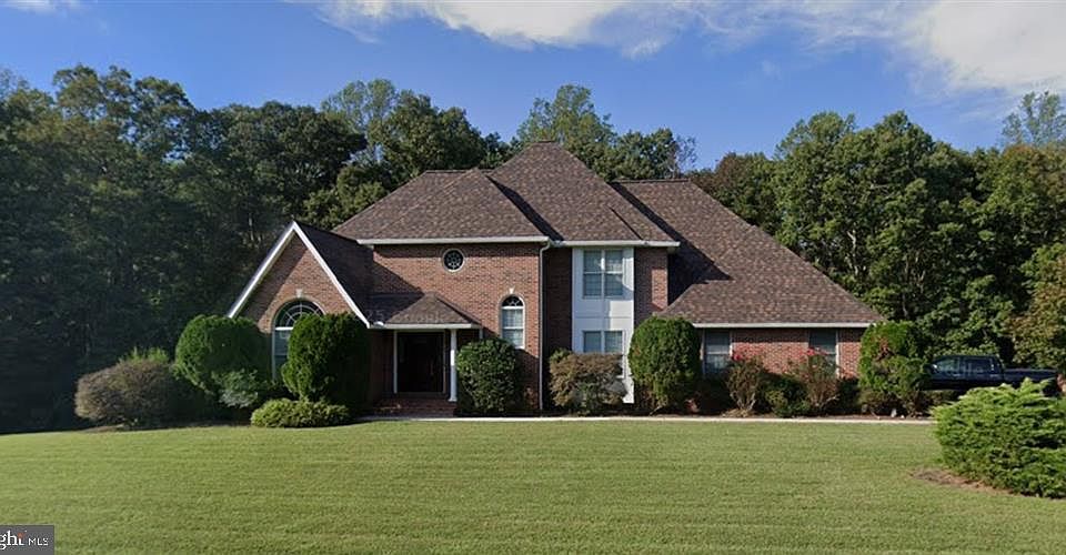 1st image of 7120 Langley Ct