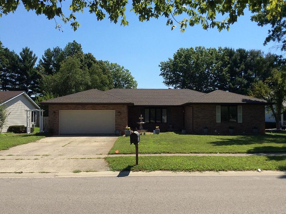 1st image of 1604 Devonwood Dr