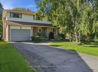 125 Tracey Park Dr, Belleville, ON K8P 5C7