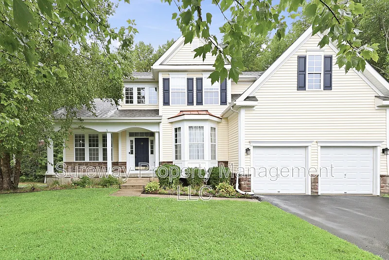 13 Grist Mill Ct