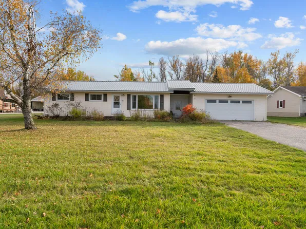 2239 E Levering Rd, Cheboygan, MI 49721