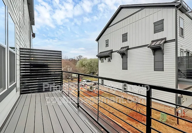 542 Annie Lowery Way — Photo 12