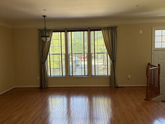 4th image of 737 Parev Way #1