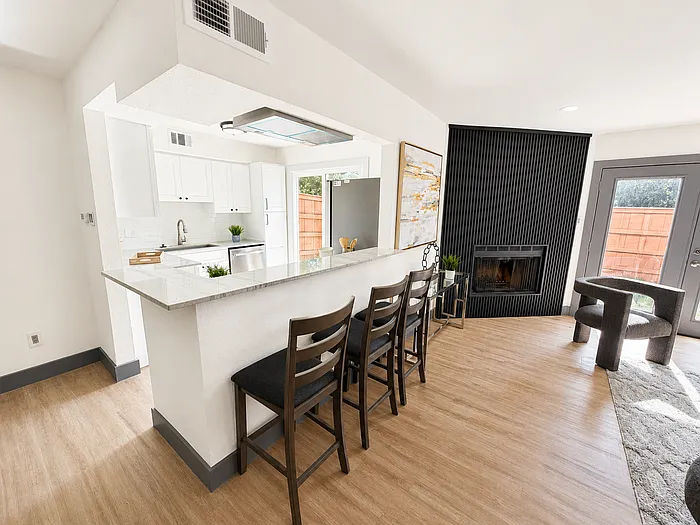 4247 Madera Rd — Photo 10