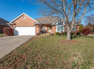 4668 S Warren Rd, Springfield, MO 65810