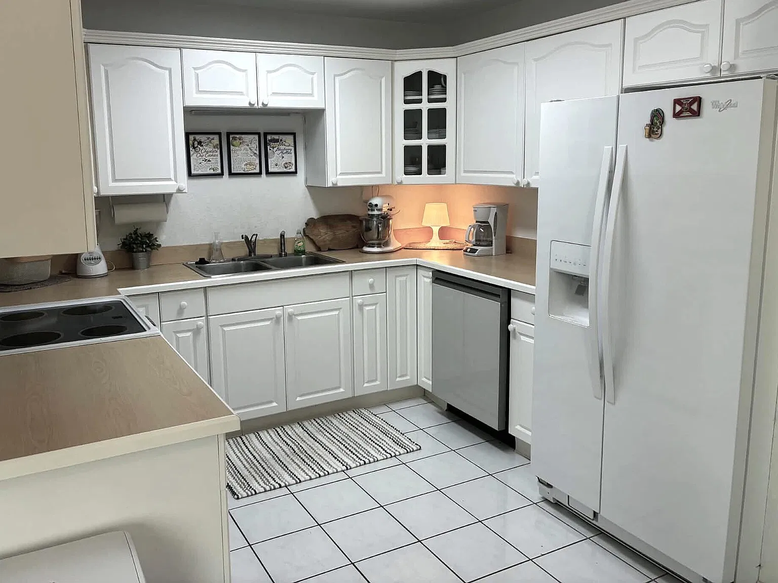 3 bed, 2.0 bath, 1324 sqft, $2,200 — Photo 4