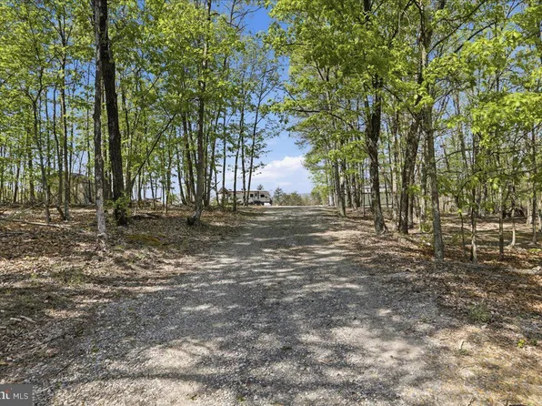 399 Buttonwood Trl, Romney, WV 26757