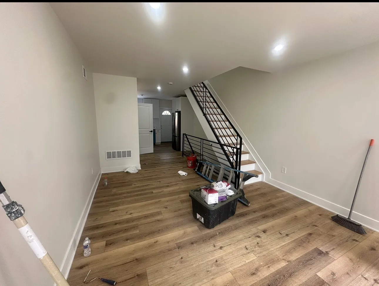 2 bed, 1.5 bath, 1380 sqft, $2,400 — Photo 3