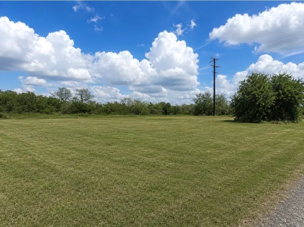 281 State Hwy S, Alice, TX 78332