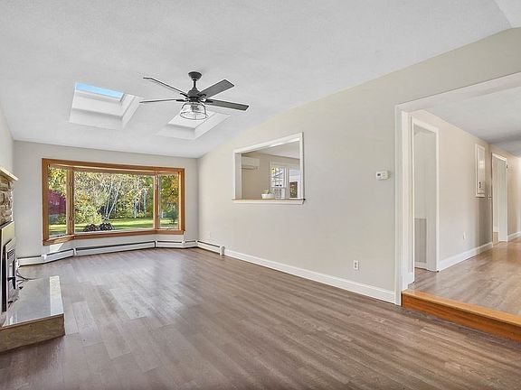 5th image of 1179 Tinkham Rd