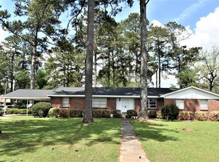 1805 Stuart Ave, Albany, GA 31707