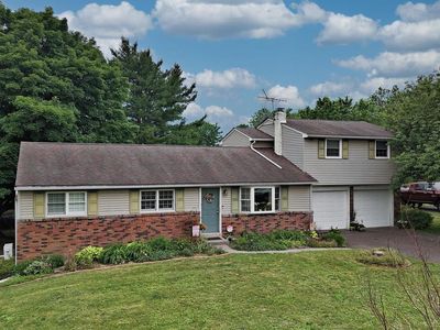 238 W Schwenkmill Rd, Perkasie, PA, 18944