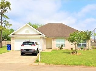 6340 Austin Cir, Lumberton, TX 77657