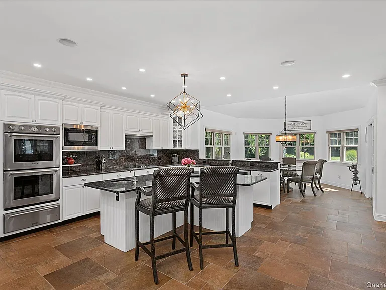 12 Glenridge Ln — Photo 11
