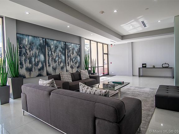 4th image of 20379 W Country Club Dr APT 2338
