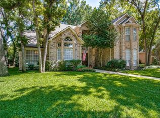 1316 Mosslake Dr, Desoto, TX 75115