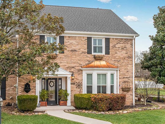 3rd image of 6768 Hickory Manor Cir #60