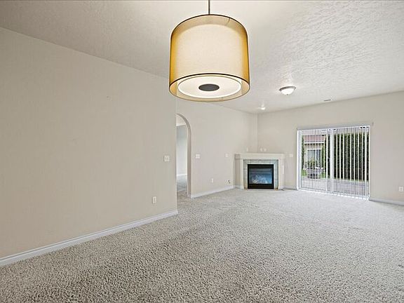 3rd image of 9614 Vincenzo Dr