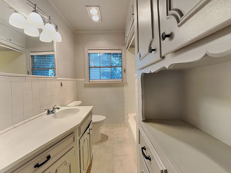 4124 Lovell Ave — Photo 11