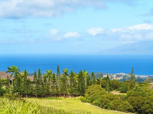 218 Keoawa St #16, Lahaina, HI 96761