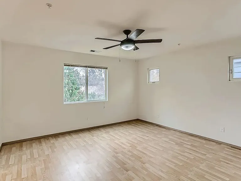19973 Kendall Ln — Photo 13
