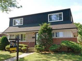 7217 W Conrad Ave, Niles, IL 60714