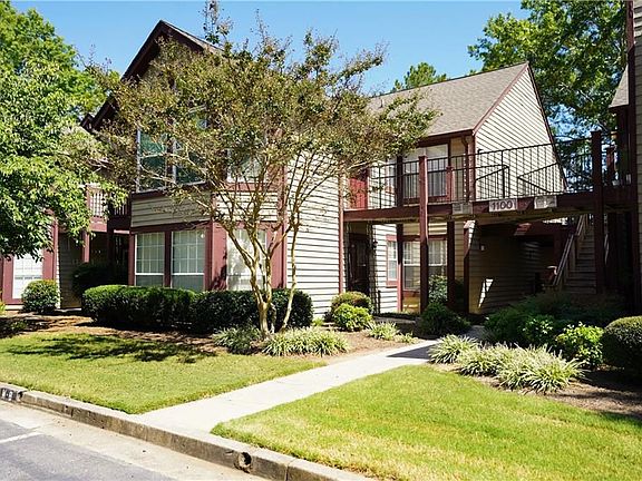 3rd image of 1105 Sandy Lane Dr