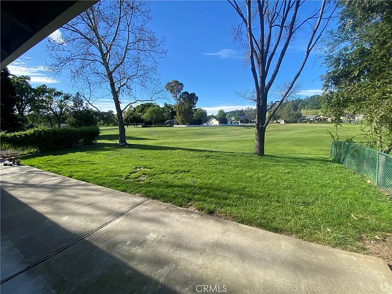 19742 Oak Flat Rd — Photo 16