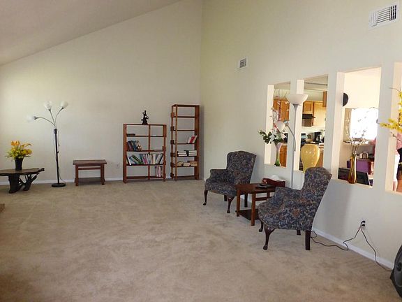 3rd image of 13347 Lyndonville Dr
