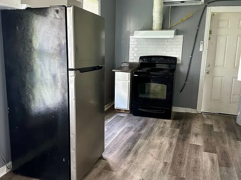 1337 Alabama Ave SW — Photo 3