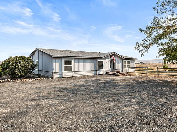 2nd image of 1060 Wenas View Dr