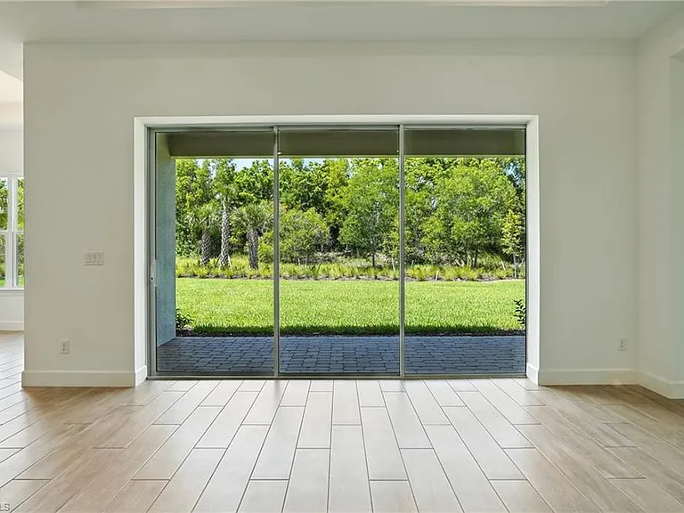 18301 Terracina Dr — Photo 10