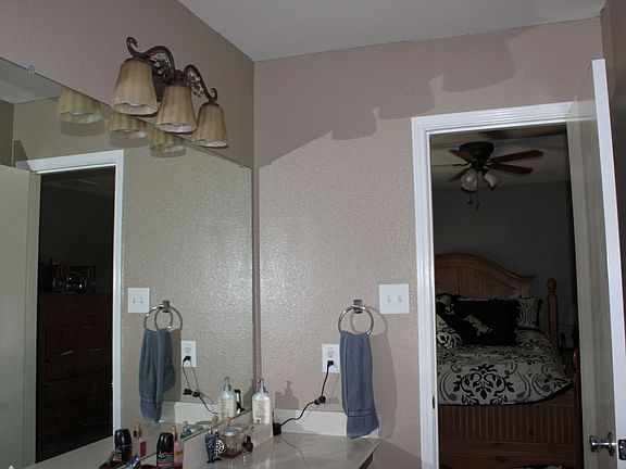 3rd image of 6161 River Pointe Dr