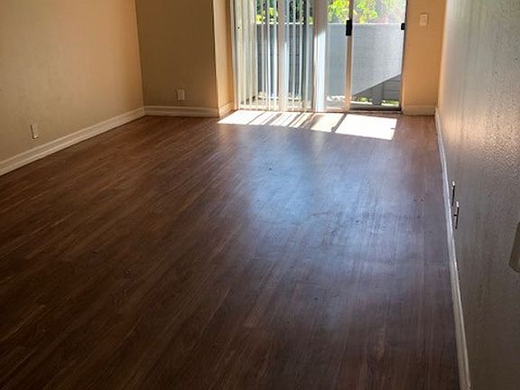 4th image of 4202 4th Ave APT 201