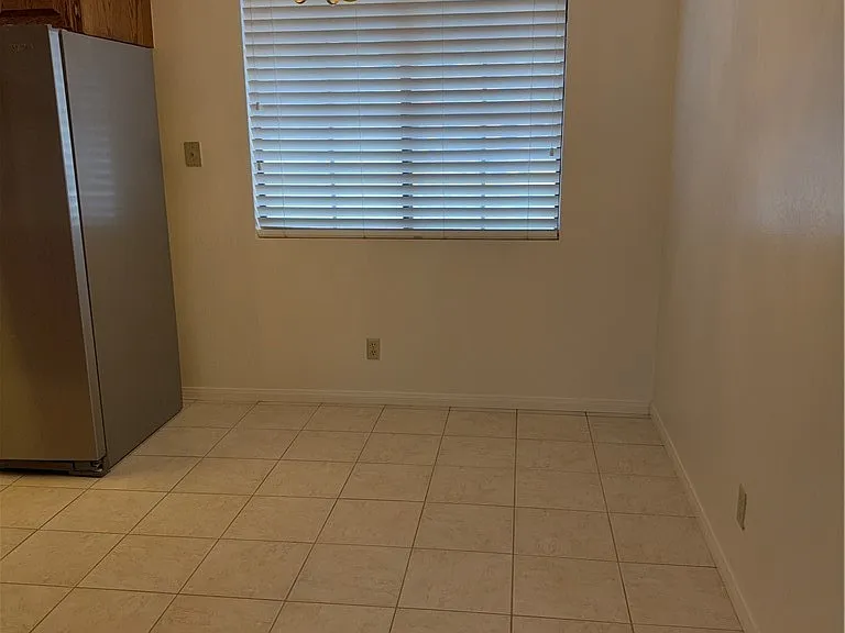 1560 Albino Dr — Photo 6