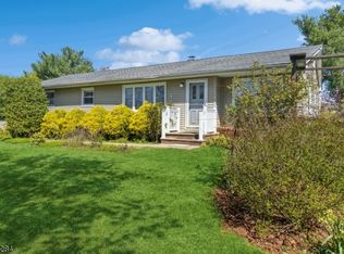 472 Vanderveer Rd, Bridgewater, NJ 08807