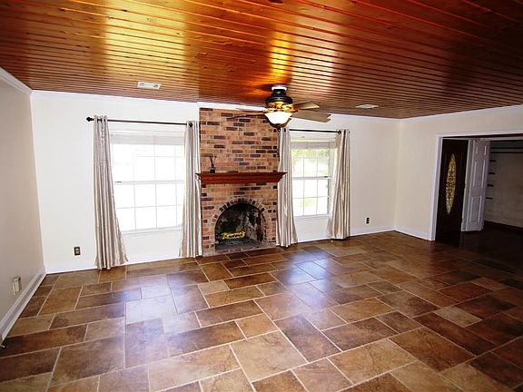 4th image of 12545 Ophelia Dr