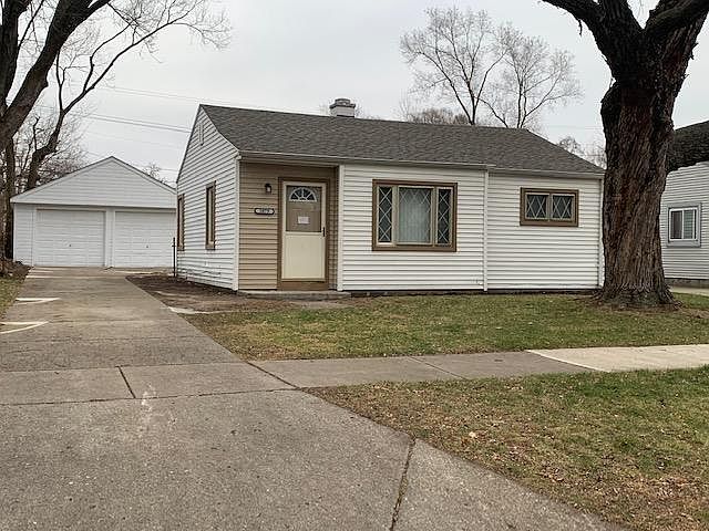 1st image of 5879 Daniels St