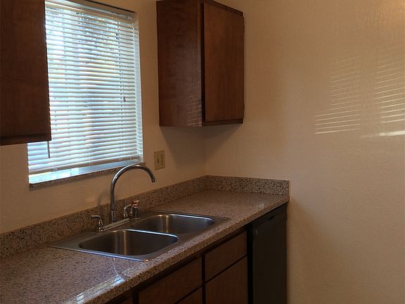 5th image of 18446 Lucas Ave #A