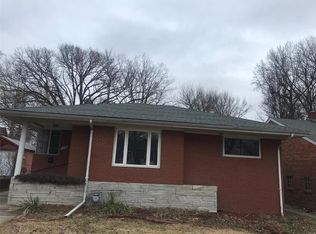 1118 McPherson Ave, Alton, IL 62002