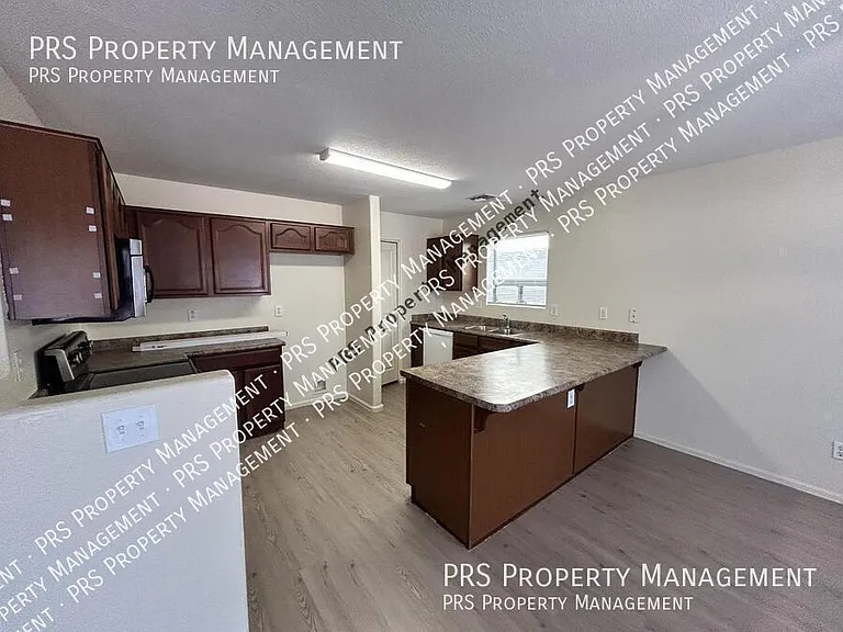 42406 W Sunland Dr — Photo 21