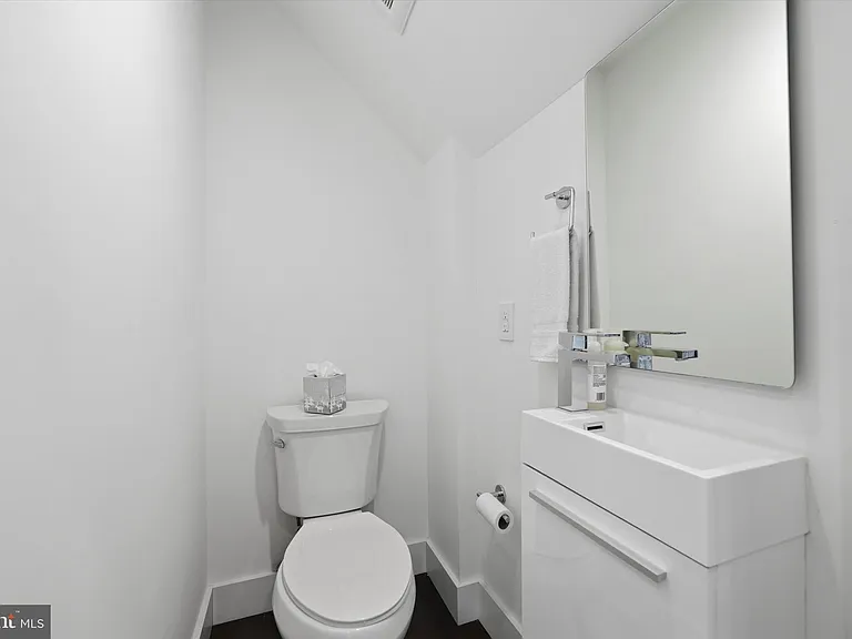1341 S Garnet St — Photo 23