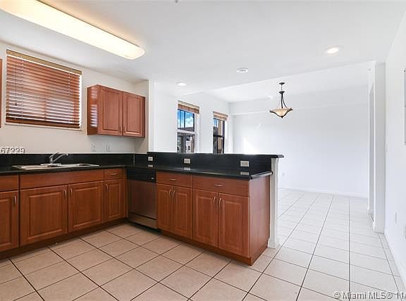 3rd image of 11002 NW 83rd St APT 222