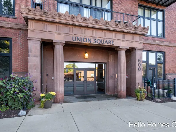 600 Broadway Ave NW APT 228, Grand Rapids, MI 49504