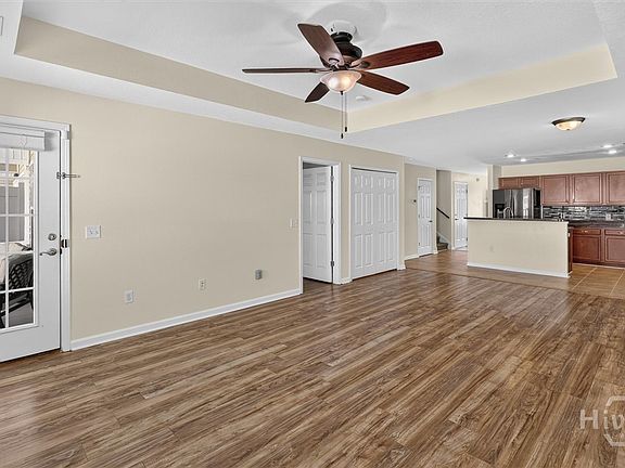 4th image of 319 Governor Gwinnett Way