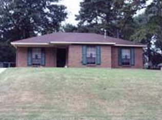 265 Gardenia Rd, Millbrook, AL 36054