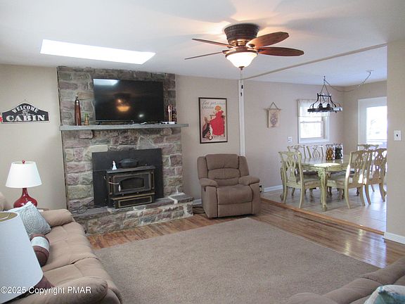 2nd image of 22 Estates Dr