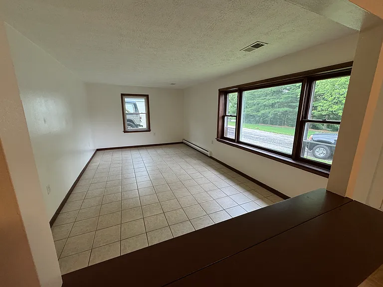 3 Glenna Dr — Photo 5