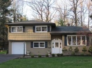 42 Ascot Way, Summit, NJ 07901