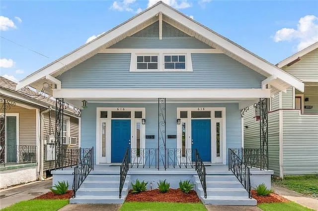 3 bed, 1.0 bath, 858 sqft, $1,725 — Photo 1